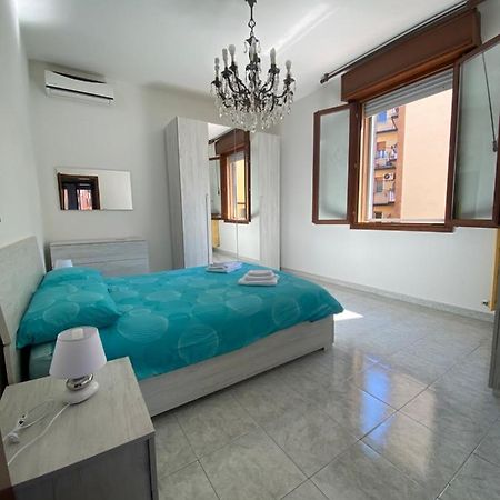M.G. Home 2 A Un Passo Da Tutto Болоня Екстериор снимка