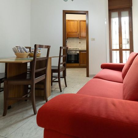 M.G. Home 2 A Un Passo Da Tutto Болоня Екстериор снимка